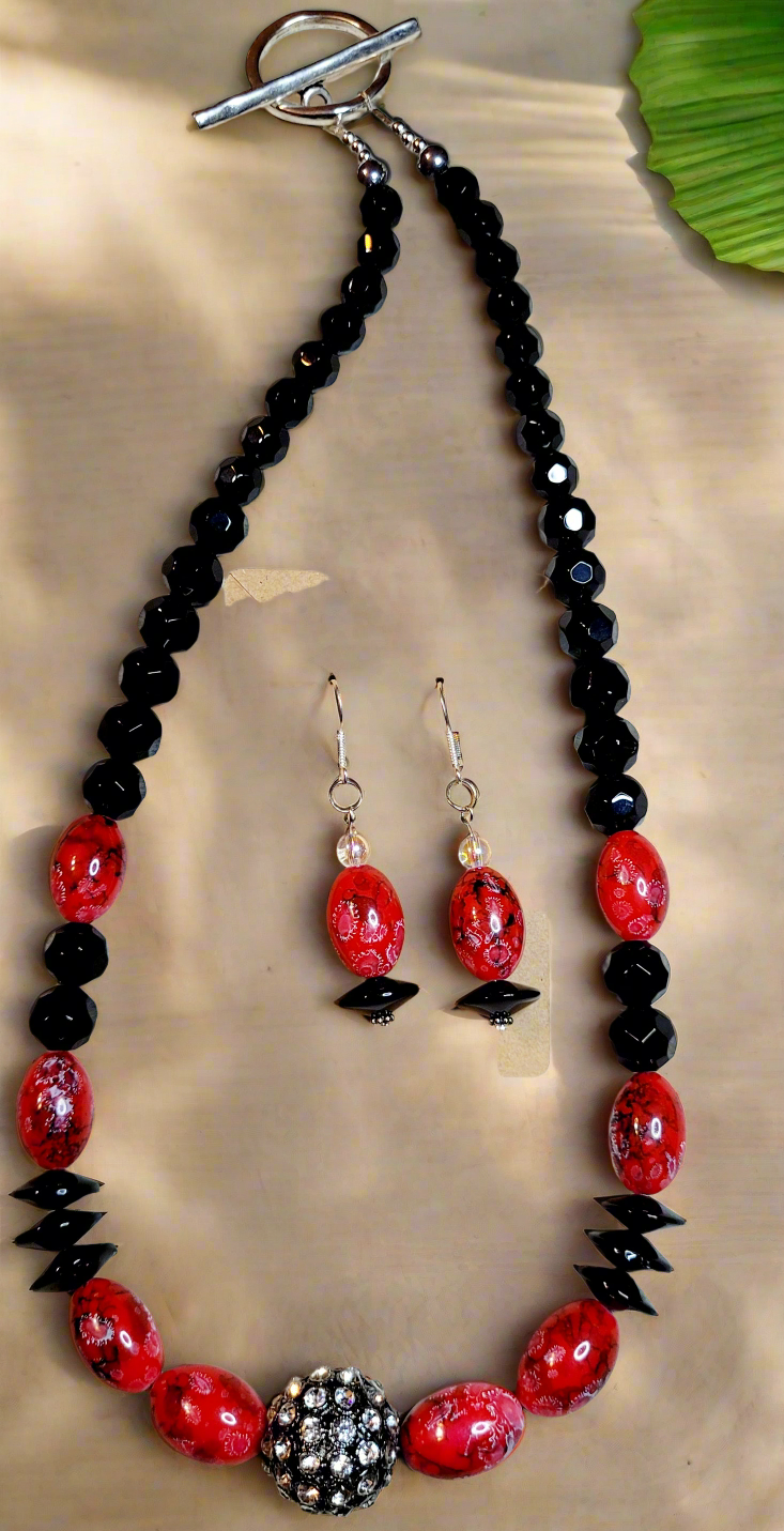 Read and Black Set Style