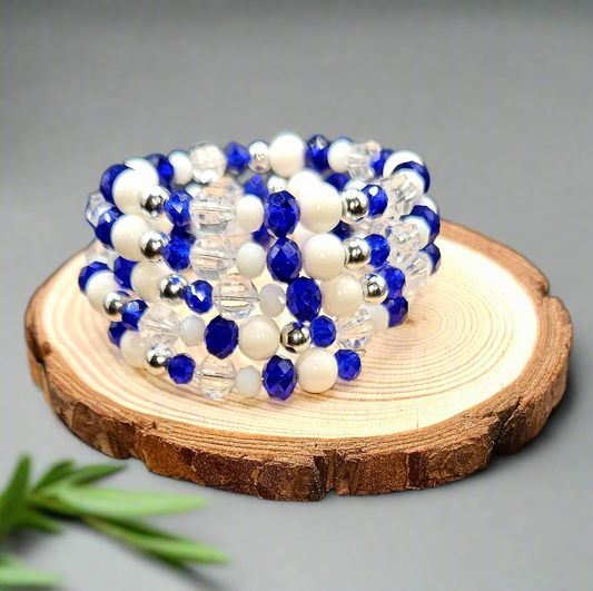 Blue and White Beauty Style 19